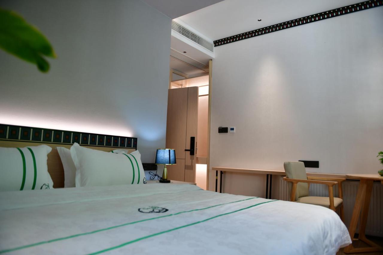 Xishu Garden Inn - Travel Agency Service - Car Rent Service - English Speaking Chengdu Bagian luar foto