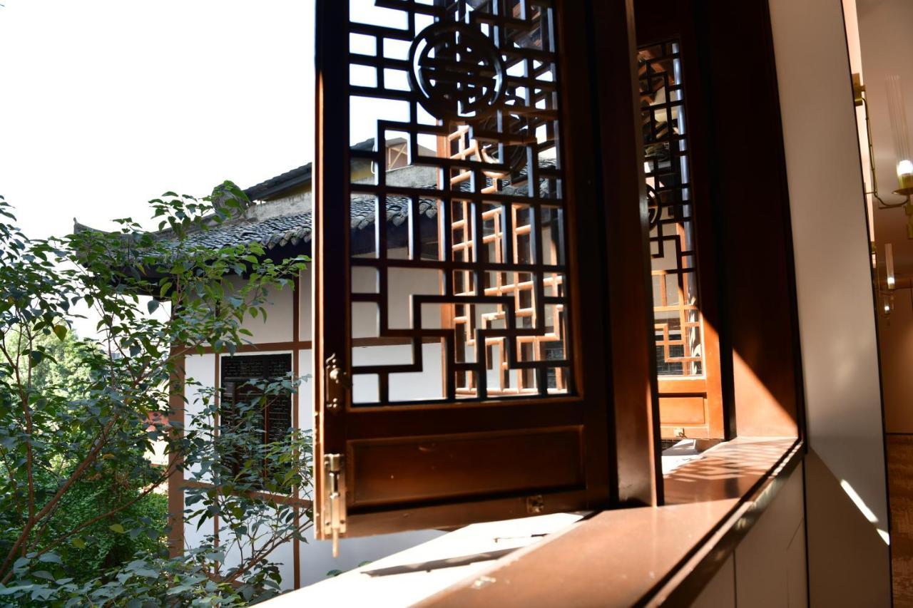 Xishu Garden Inn - Travel Agency Service - Car Rent Service - English Speaking Chengdu Bagian luar foto