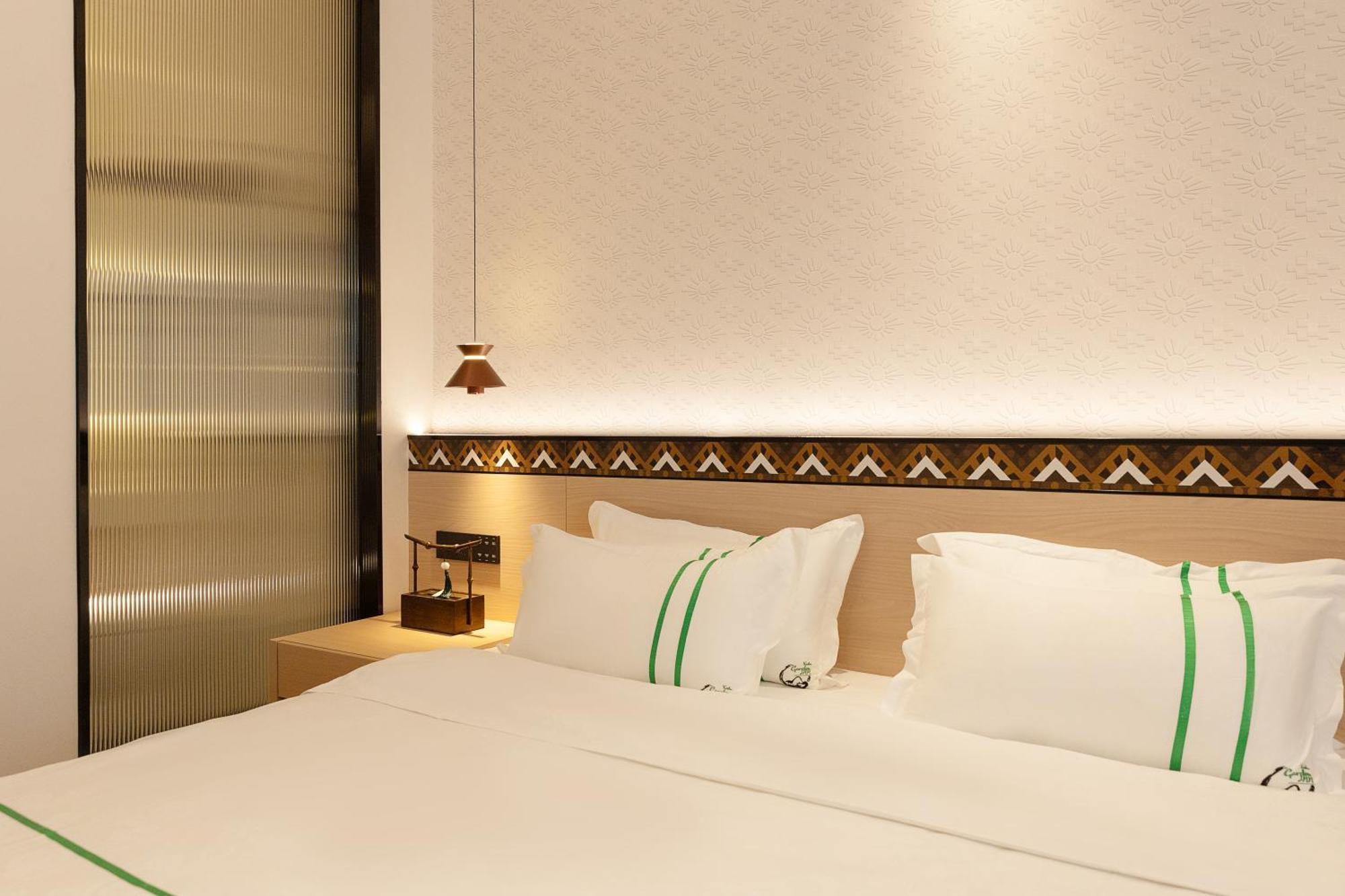 Xishu Garden Inn - Travel Agency Service - Car Rent Service - English Speaking Chengdu Bagian luar foto